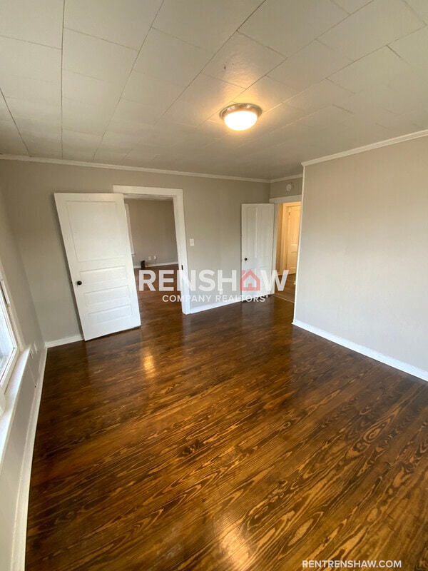 Building Photo - 206 S Trenton St