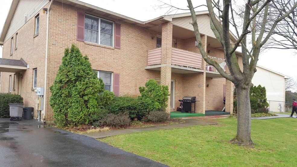 Building Photo - 23 Rosemont Ct