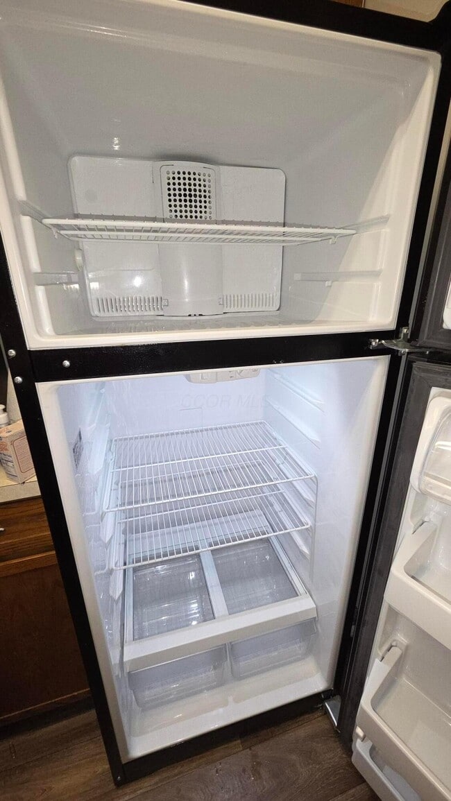 Building Photo - 5388 Flintstone Dr