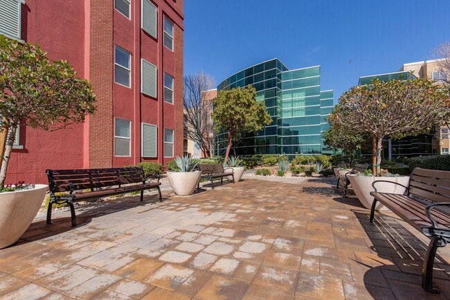 Building Photo - 50 E Serene Ave