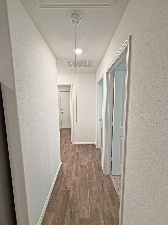 Building Photo - 5131 Blind Shot