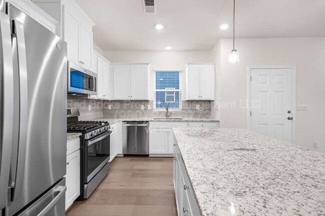 Building Photo - 240 Harpers Run Ln