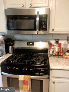 Building Photo - 842 Copley Ave