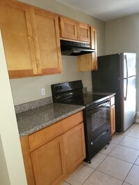 Building Photo - 9628 El Scott Ave