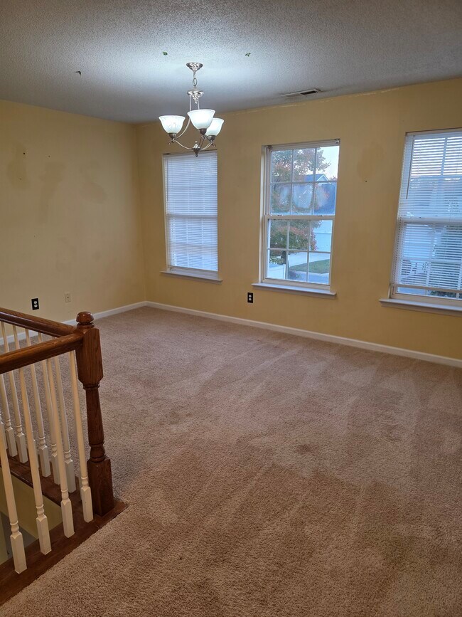 Building Photo - 3004 Knottsberry Way