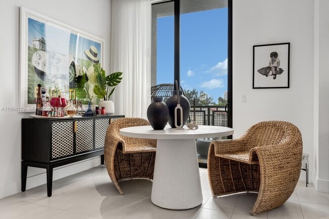 Building Photo - 1030 15th St