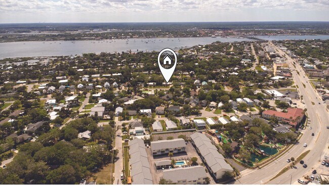Building Photo - Davis Shores 3/2 Single Family Home