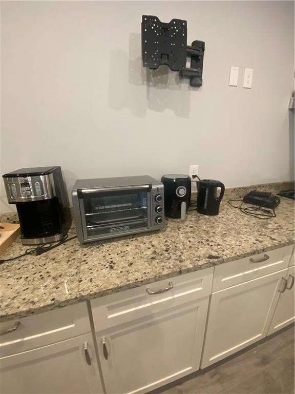 Building Photo - 3816 Chamblee Dunwoody Rd