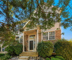 Building Photo - 860 S Insignia Ct