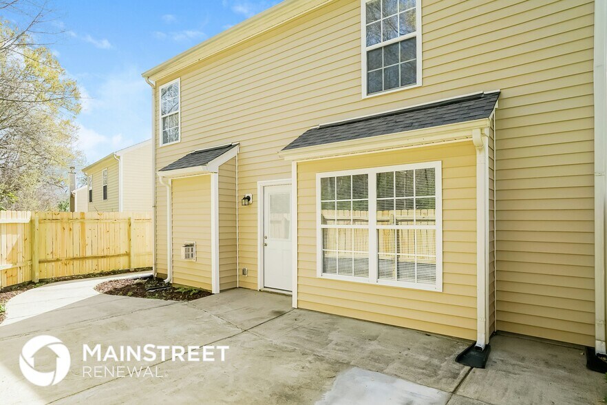 Building Photo - 1405 Cricket Ridge Dr