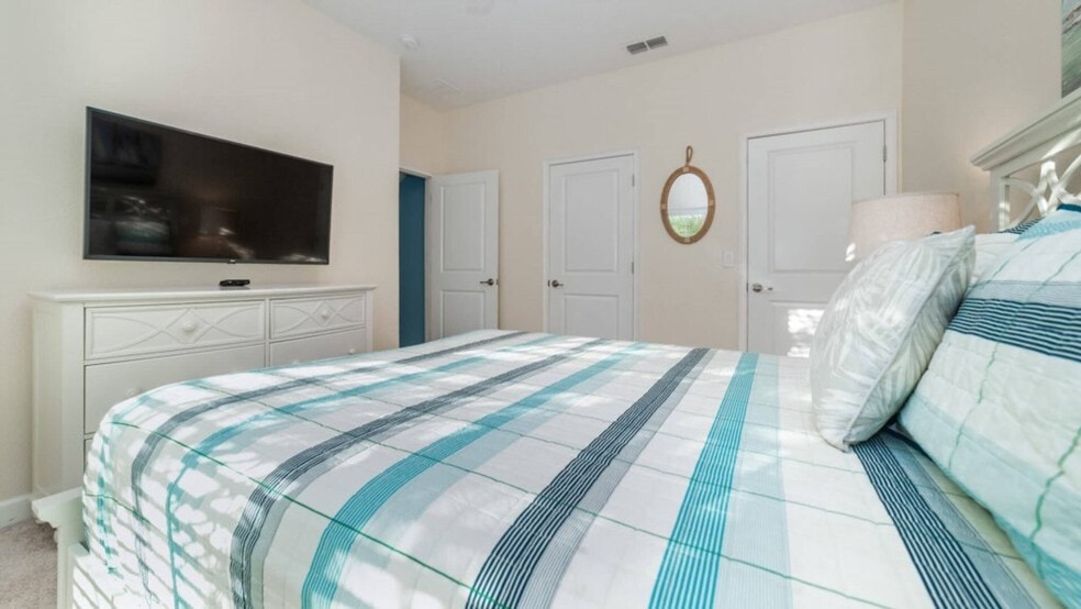 Building Photo - 3063 Gatsby St