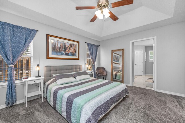 Building Photo - 2442 Raider Ln