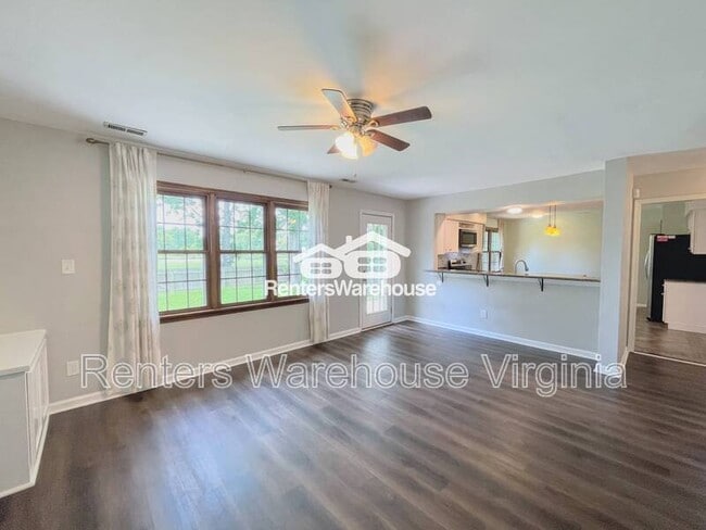 Building Photo - 2045 Cheshire Forest Ct