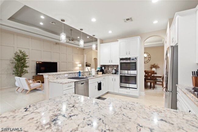 Building Photo - 8792 Largo Mar Dr