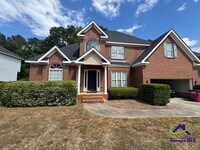 Building Photo - 526 Edgefield Way