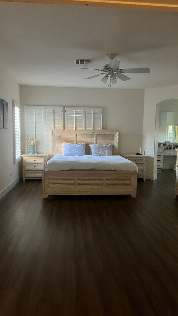 Building Photo - Stunning Fully Remodeled Luxury Home in Peccole Ranch