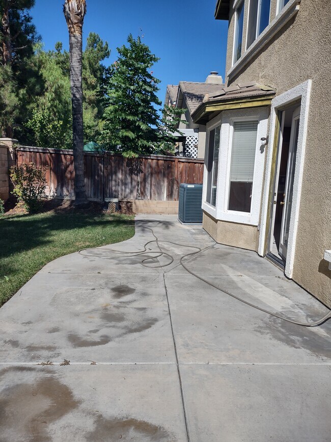 Building Photo - 40543 Chantemar Way