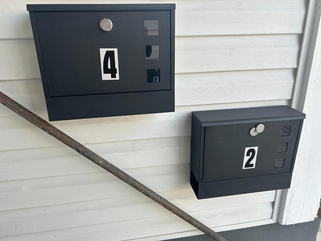 Building Photo - 222 W Patterson St