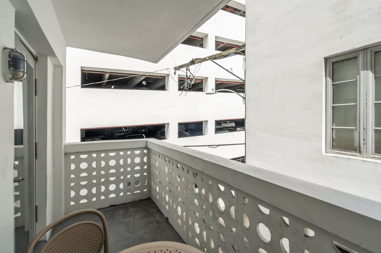 Building Photo - 1036 Ocean Dr