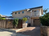 Building Photo - West Side 3 Bedroom 2 Bath Home