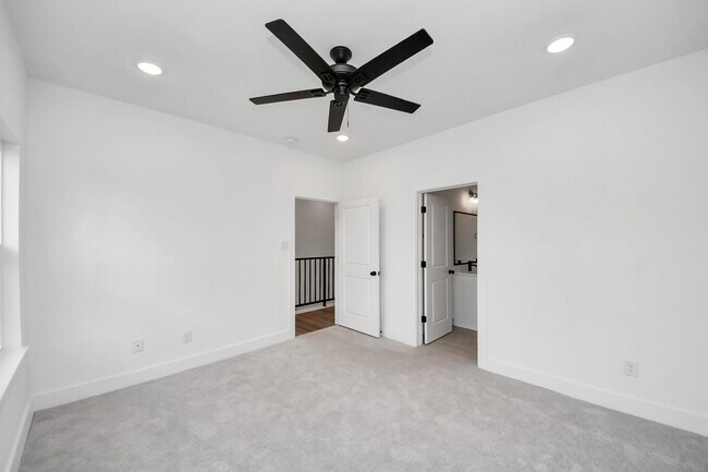 Building Photo - 2708 Bostic St