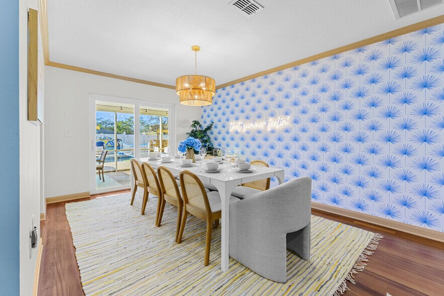 Building Photo - 9414 Laura Anne Dr