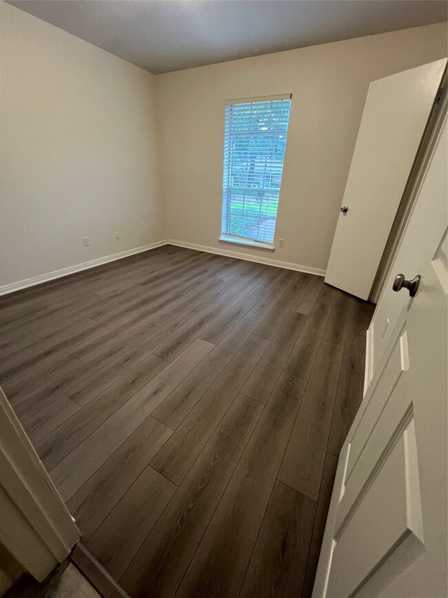 Building Photo - 12818 Westella Dr