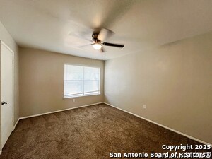 Building Photo - 2802 Lasses Blvd