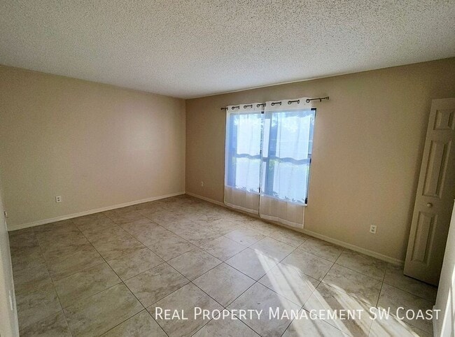 Building Photo - 12471 McGregor Blvd