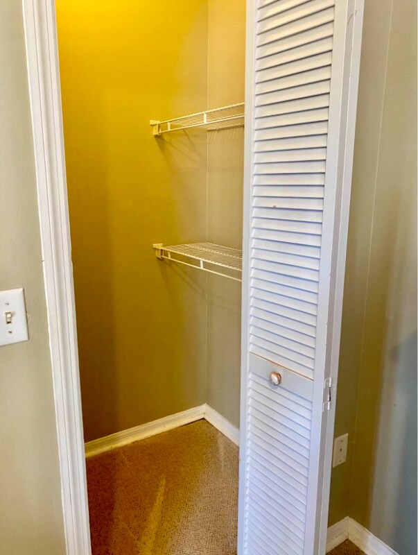 Building Photo - 332 Caribbean Dr