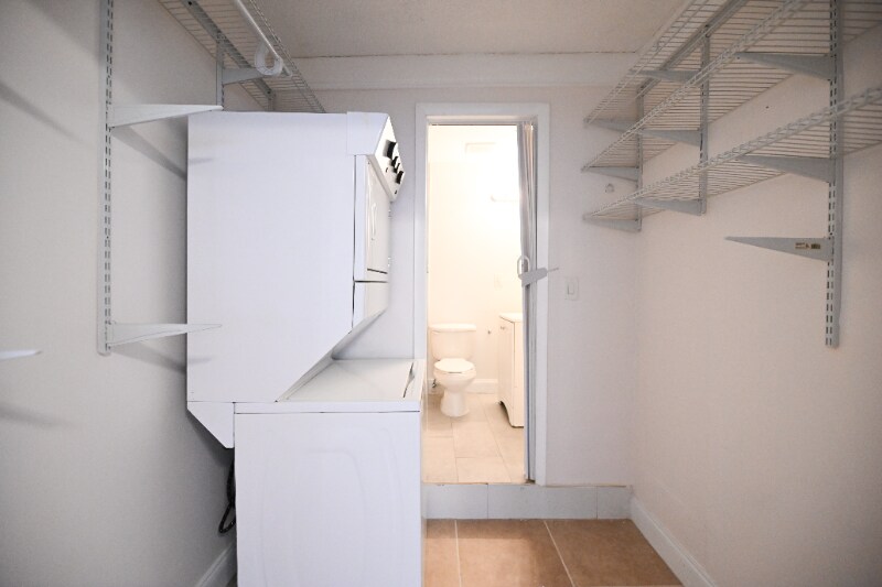 Building Photo - 1504 NW 4th Ave