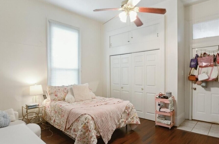 Bedroom 2 - 806 Valmont St