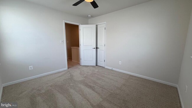 Building Photo - 35 Signal Knob Cottage Dr