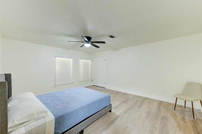 Building Photo - 8706 Bedworth Ln