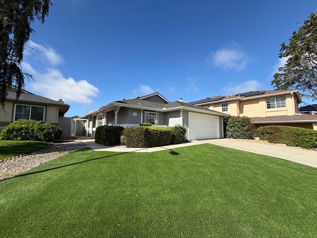 Building Photo - Completely Remodeled Home