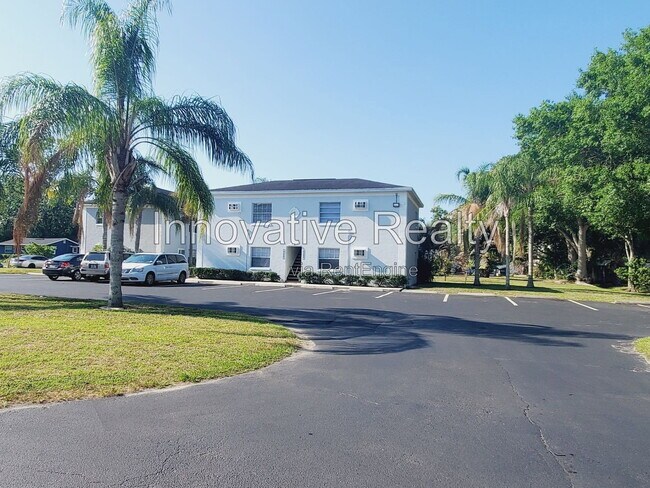Building Photo - 5266 Davisson Ave