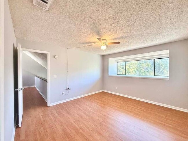 Building Photo - 5143 Puritan Cir