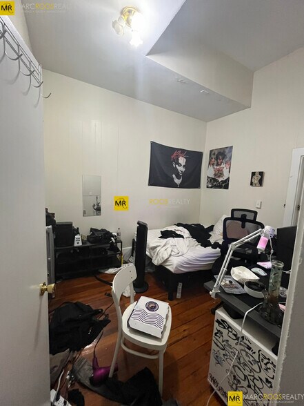 Building Photo - 43 Bay State Rd