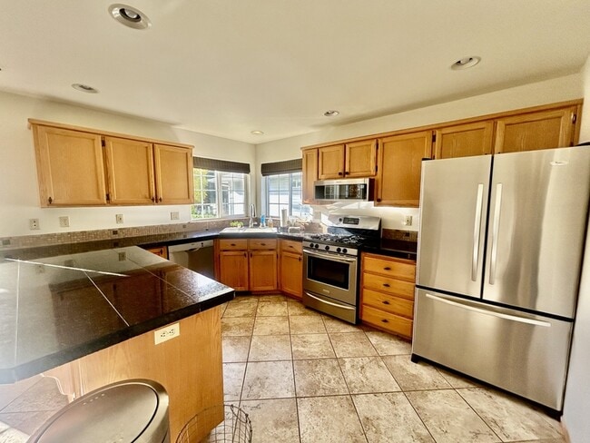 Building Photo - 4114 Northridge Way