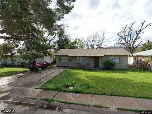 Primary Photo - 1341 E Hall St