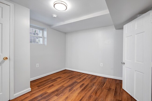 Building Photo - 739 Morton St NW