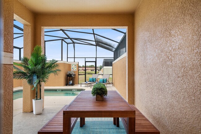 Building Photo - 8883 Candy Palm Rd
