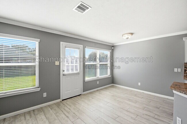 Building Photo - 21103 N Valley Ct