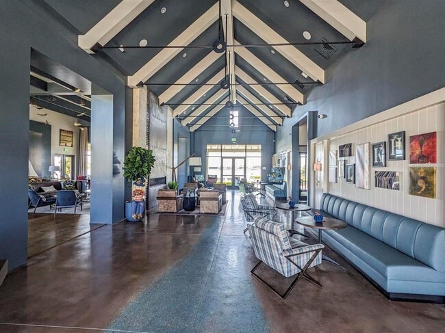 Building Photo - 8125 Sternway Rd