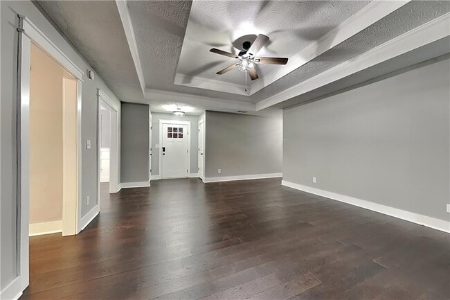 Building Photo - 3355 Hudson Ln