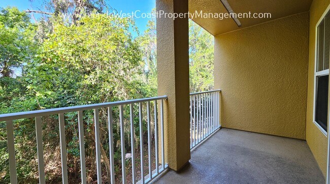 Building Photo - OUTSTANDING 2 Bedroom / 2.5 Bath / 2 Car Tandem Garage ! WILLOWBROOK- LAKEWOOD RANCH!
