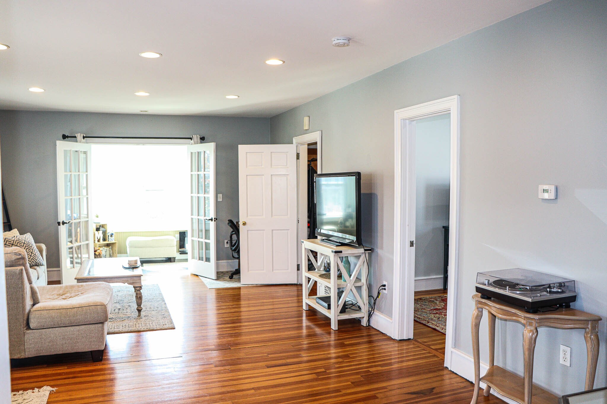 Building Photo - 36 Lancaster St