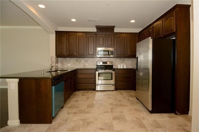 Building Photo - 897 Shelby Ln
