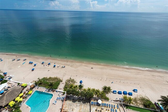 Building Photo - 4020 Galt Ocean Dr
