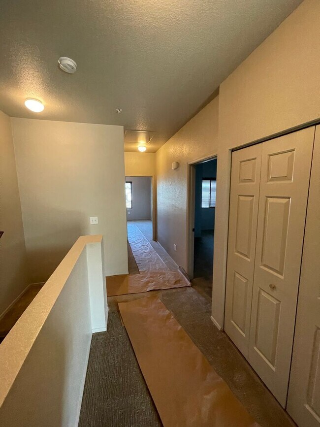 Building Photo - El Dorado Condo Available for RENT